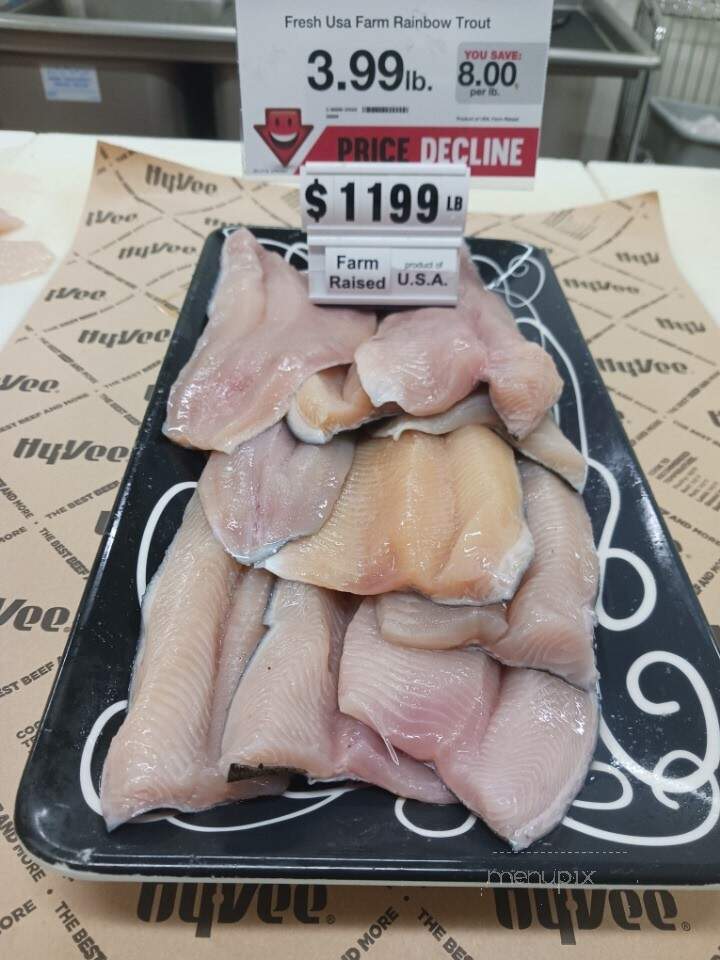 Hy-Vee - Charles City, IA menu_pic