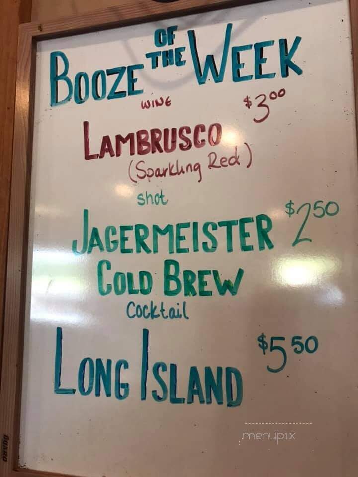 Log Tavern Pizza - Lodi, WI