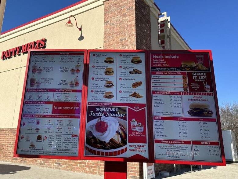 Freddy's Frozen Custard & Steakburgers - Ennis, TX