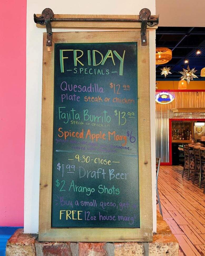 El Paso Tacos & Tequila - Crestview, FL menu_pic