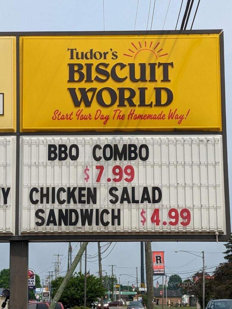 Tudor's Biscuit World - Ravenswood, WV