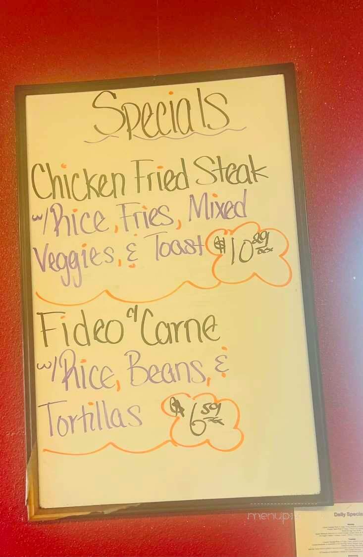 El Jardin Restaurant & Bakery - Beeville, TX menu_pic