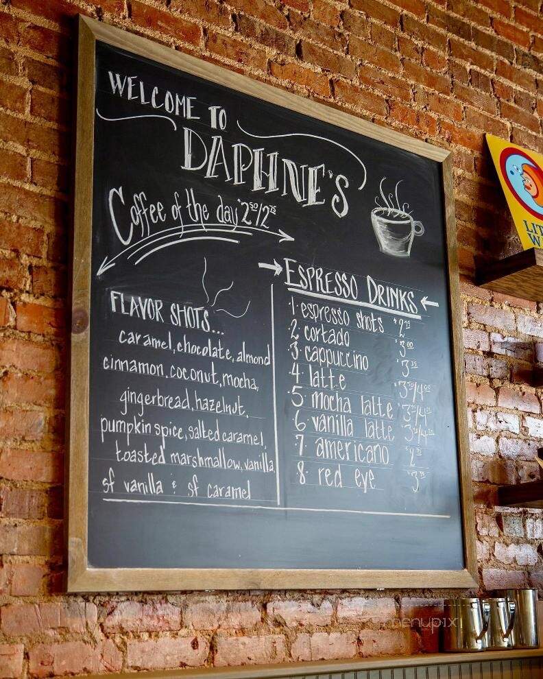 Daphne's Coffee Shop - Littleton, NC