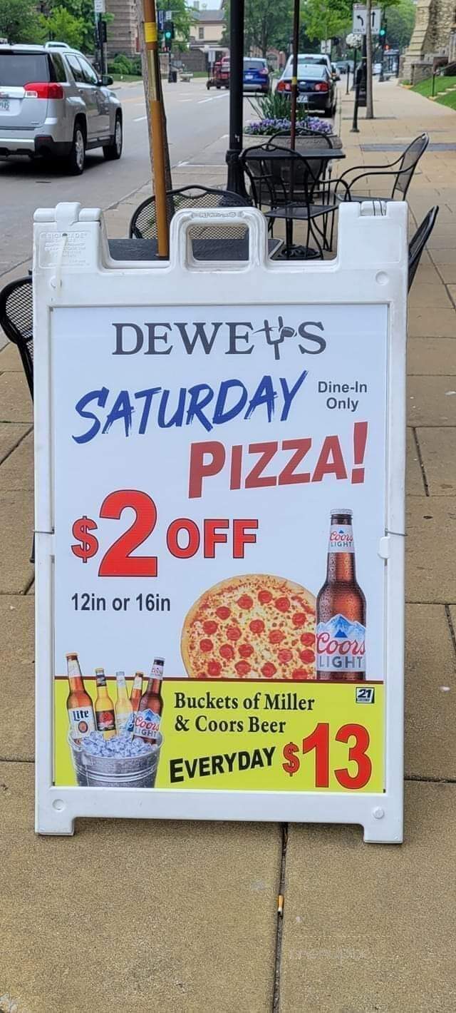 Dewey's Restaurant & Sports Bar - Racine, WI menu_pic