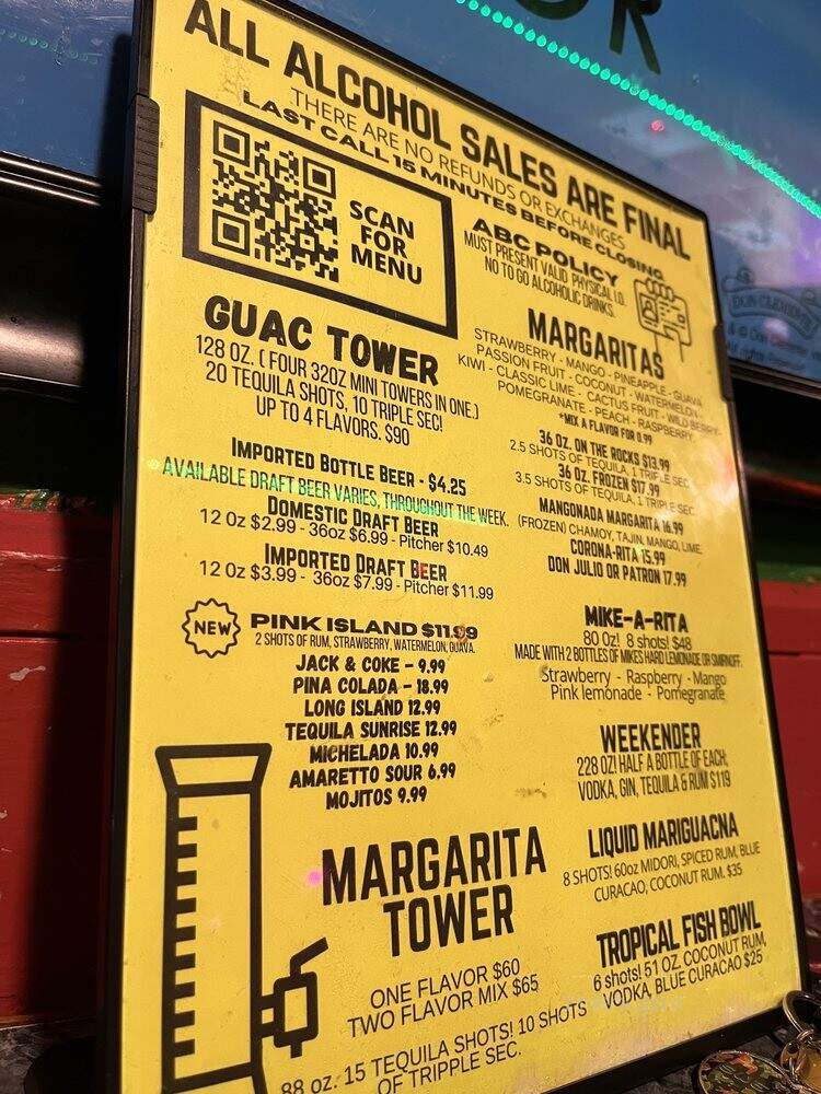 Guacaholic Mexican Grill and Bar - Spring Lake, NC