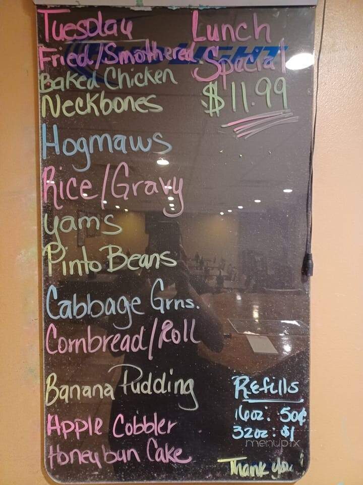 Freddie's Bar B Q - Greenville, MS menu_pic
