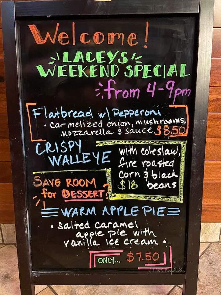 Lacey's Kitchen & Cocktails - Kenyon, MN