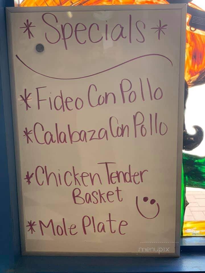 Antojitos Mexicano - Raymondville, TX menu_pic