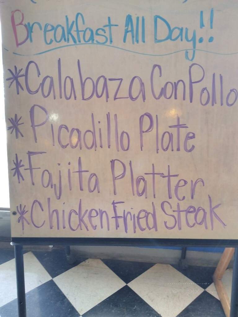 Antojitos Mexicano - Raymondville, TX menu_pic