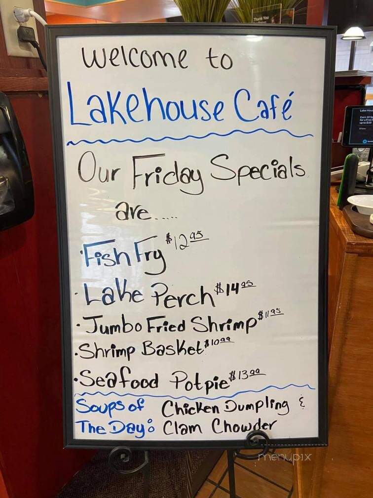 Lake House Cafe - Oconomowoc, WI