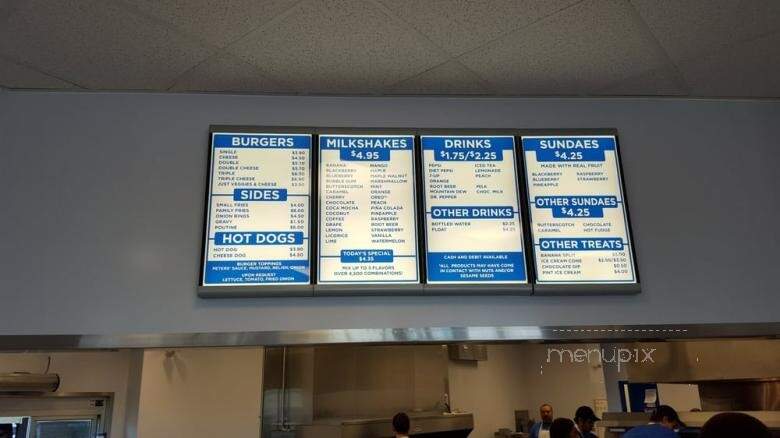 Peters Drive In - Red Deer, AB