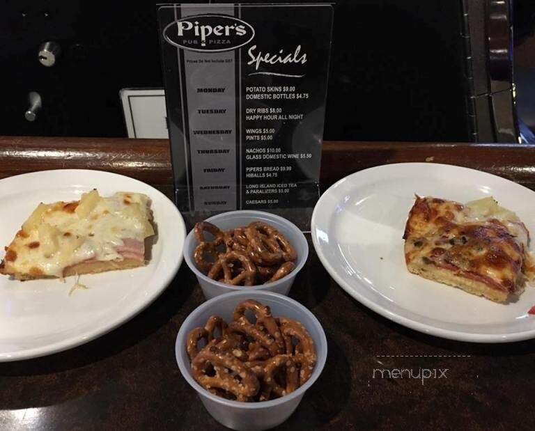 Piper's Pub & Pizza - Edmonton, AB