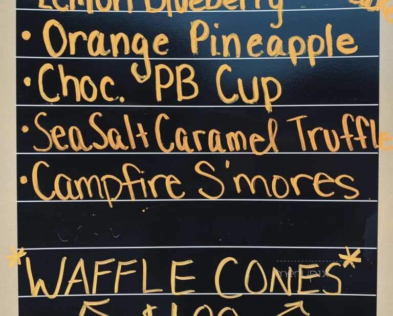 Ruwet Ice Cream Shop - Torrington, CT menu_pic