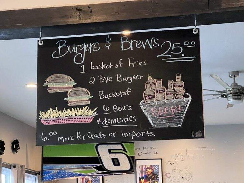 Wally Hatchet's - Memphis, TN menu_pic