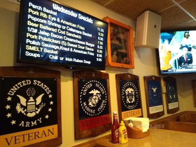 Pearly Gates Bar & Grill - Green Bay, WI