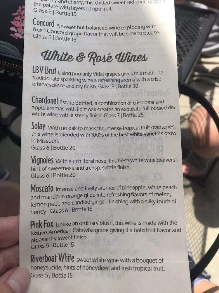 Les Bourgeois Vineyards - Rocheport, MO menu_pic