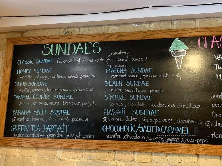 Chocoberry Dessert House - Winnipeg, MB menu_pic