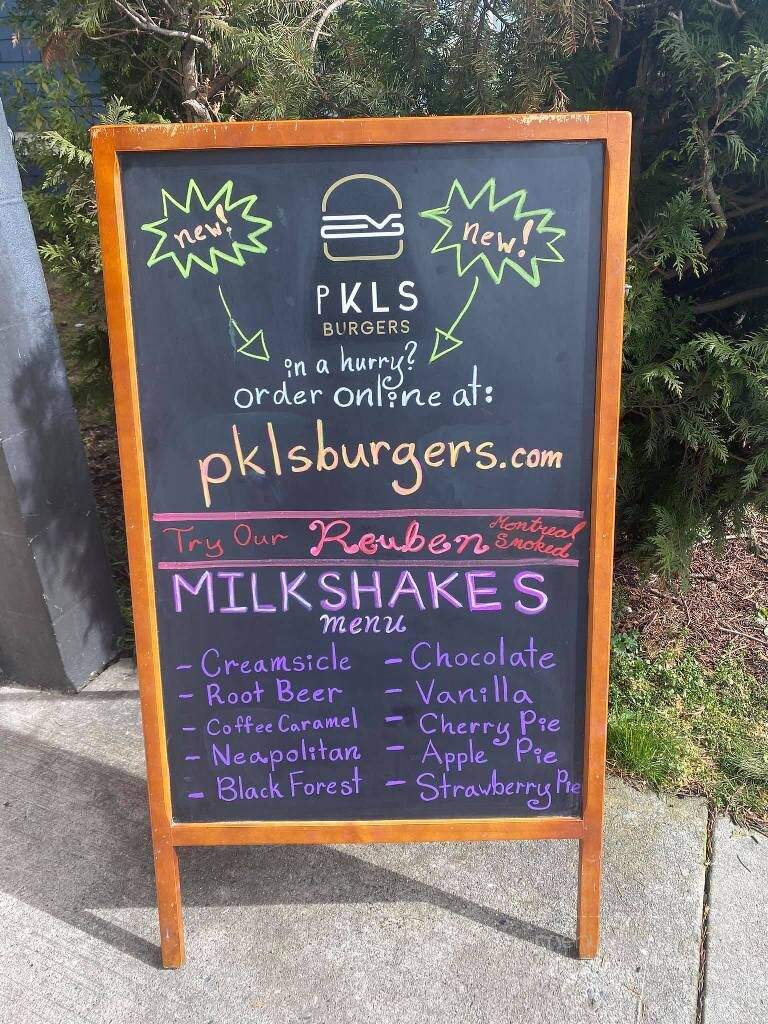 PKLS Burgers - Sechelt, BC