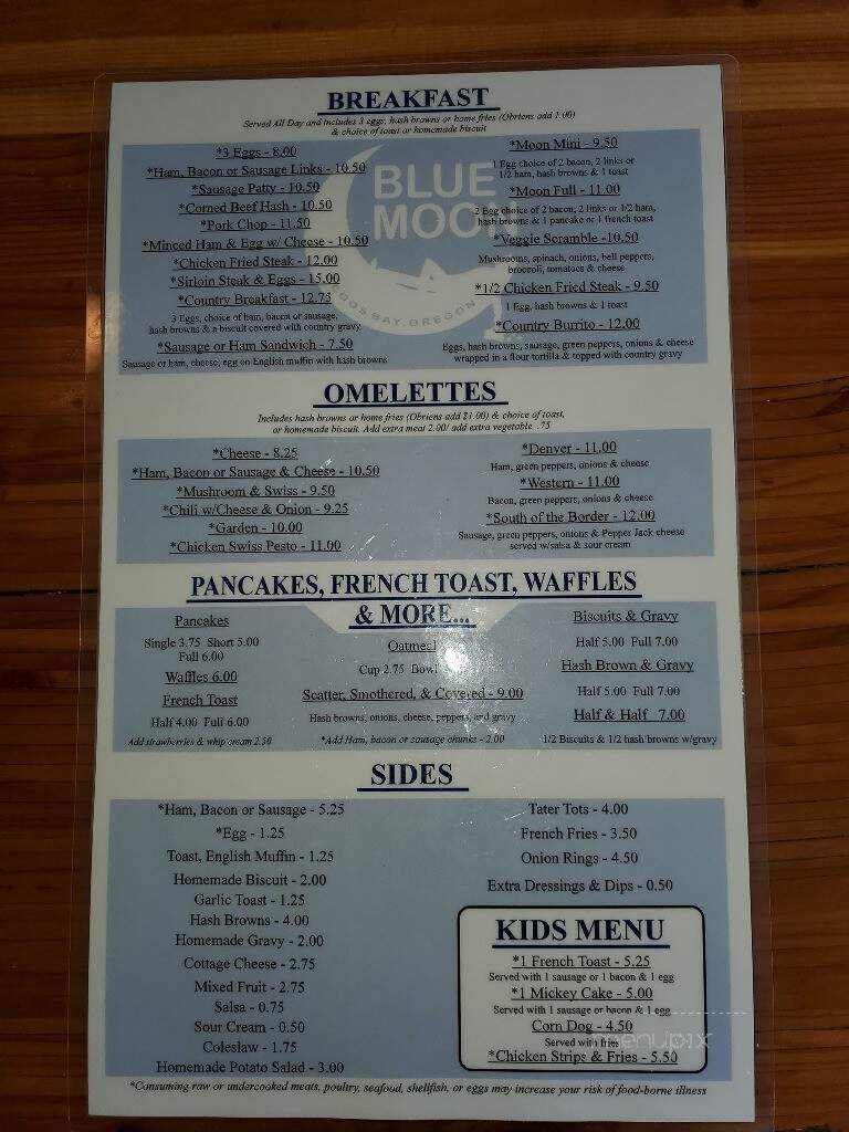 Blue Moon Restaurant & Lounge - Coos Bay, OR