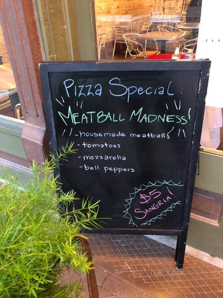 Huvar's Artisan Market - Victoria, TX menu_pic