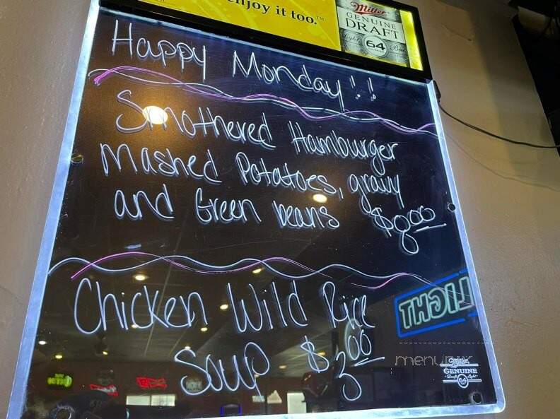 Waddy's - Hudson, SD menu_pic