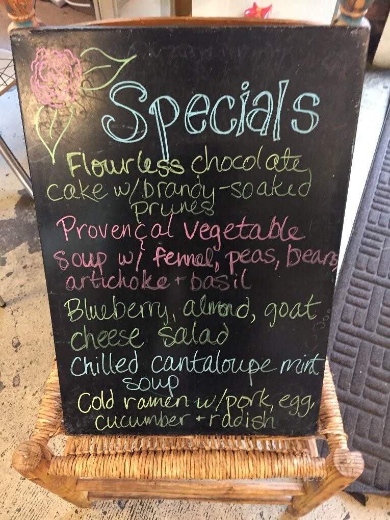 Leaf Kitchen - Iowa City, IA menu_pic