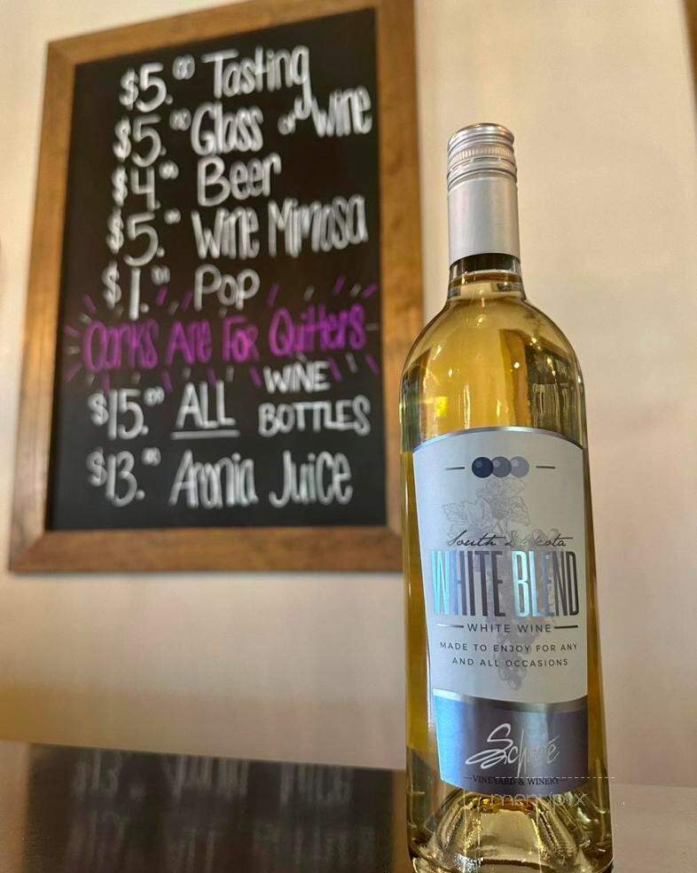 Schade' Vineyard Winery - Volga, SD menu_pic