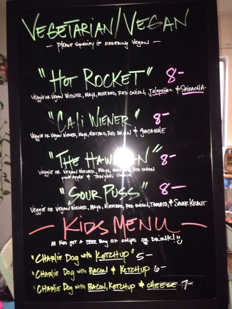 Charlie's Wieners - Van Nuys, CA menu_pic