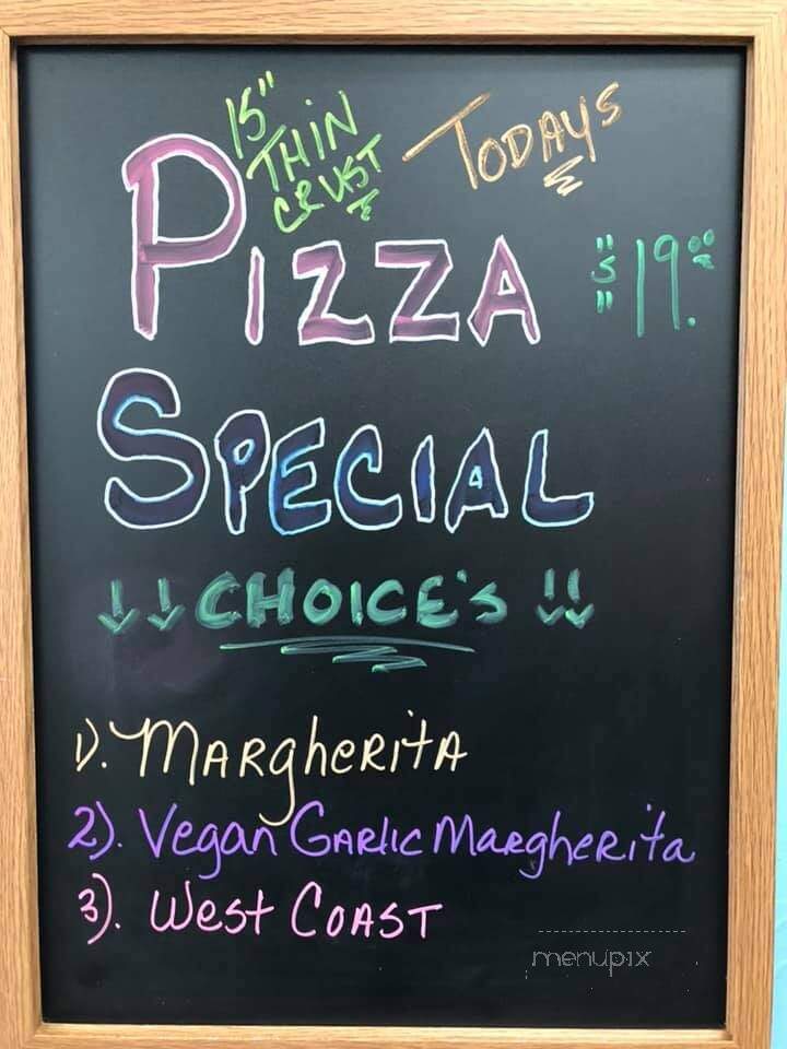 BlueBird Pizza - Roseburg, OR menu_pic