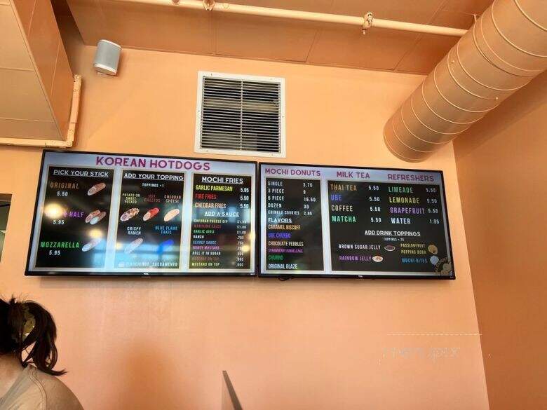 Mochinut - Sacramento, CA menu_pic
