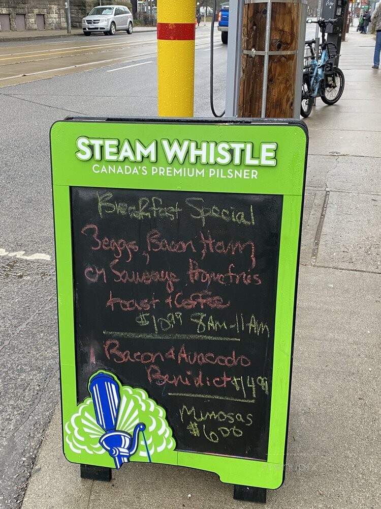 Chew Chew's Diner - Toronto, ON menu_pic