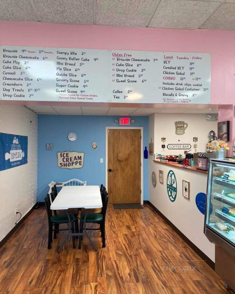 Lizzie Bob's Bakery - Fairview Heights, IL