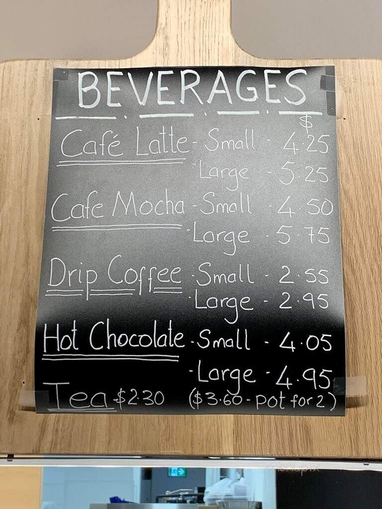 Les Moulins La Fayette - Edmonton, AB menu_pic
