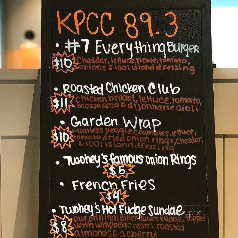 Twohey's Restaurant - South Pasadena, CA menu_pic