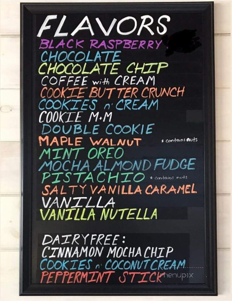 B's Ice Cream - Marshfield, MA