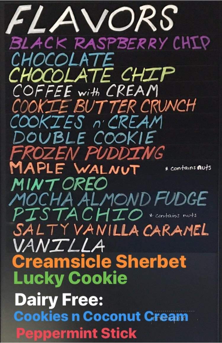 B's Ice Cream - Marshfield, MA