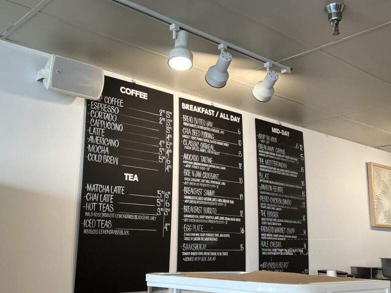 Breakaway Cafe - Culver City, CA menu_pic