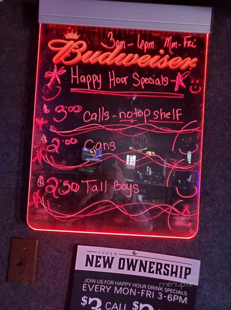 Full Throttle Bar & Grill - East Peoria, IL