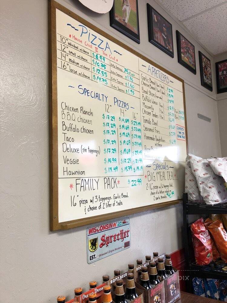 Crossroads II Pizza & Subs - New Berlin, WI
