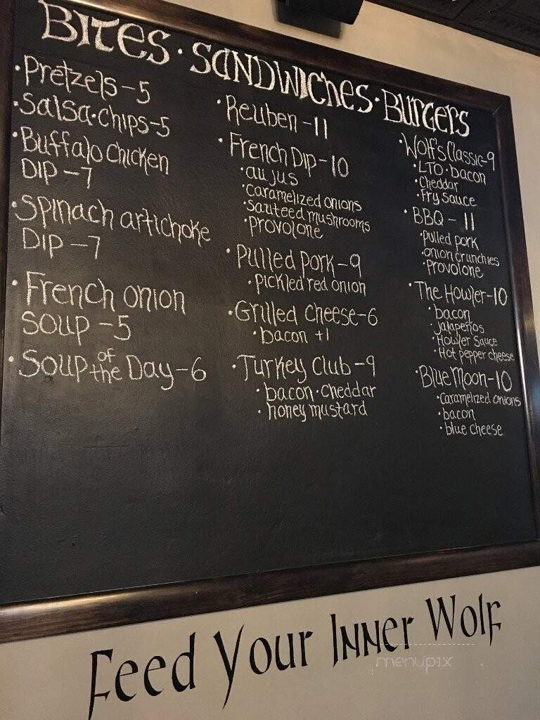 Wolf's Pub - Munhall, PA