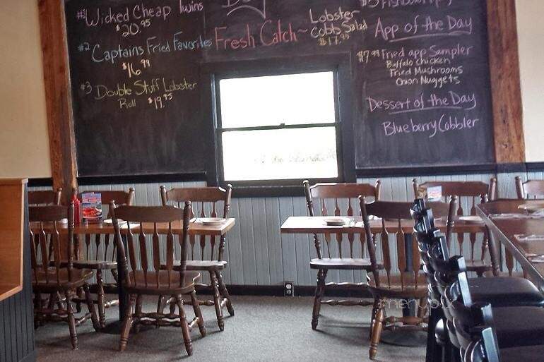 Weathervane Seafood Restaurant - Brewer, ME menu_pic