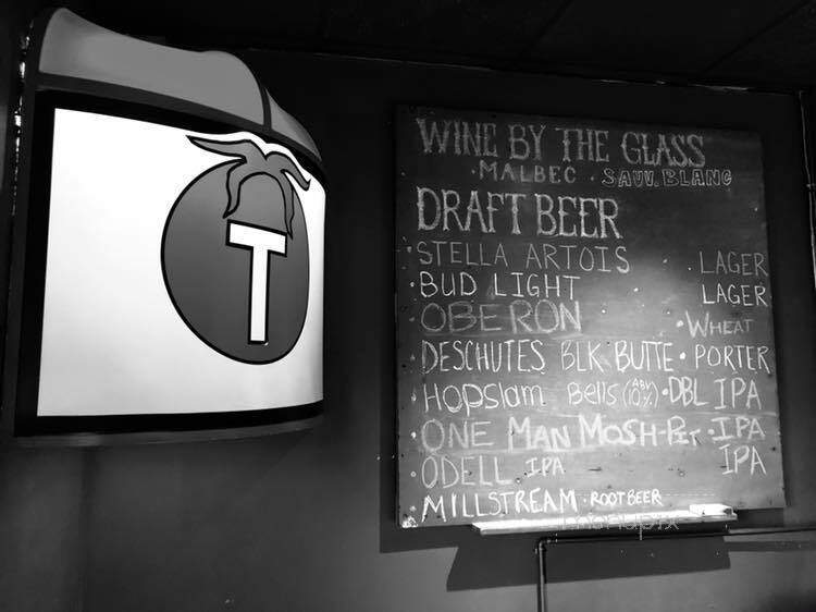 Tomaso's Pizza World - Cedar Rapids, IA
