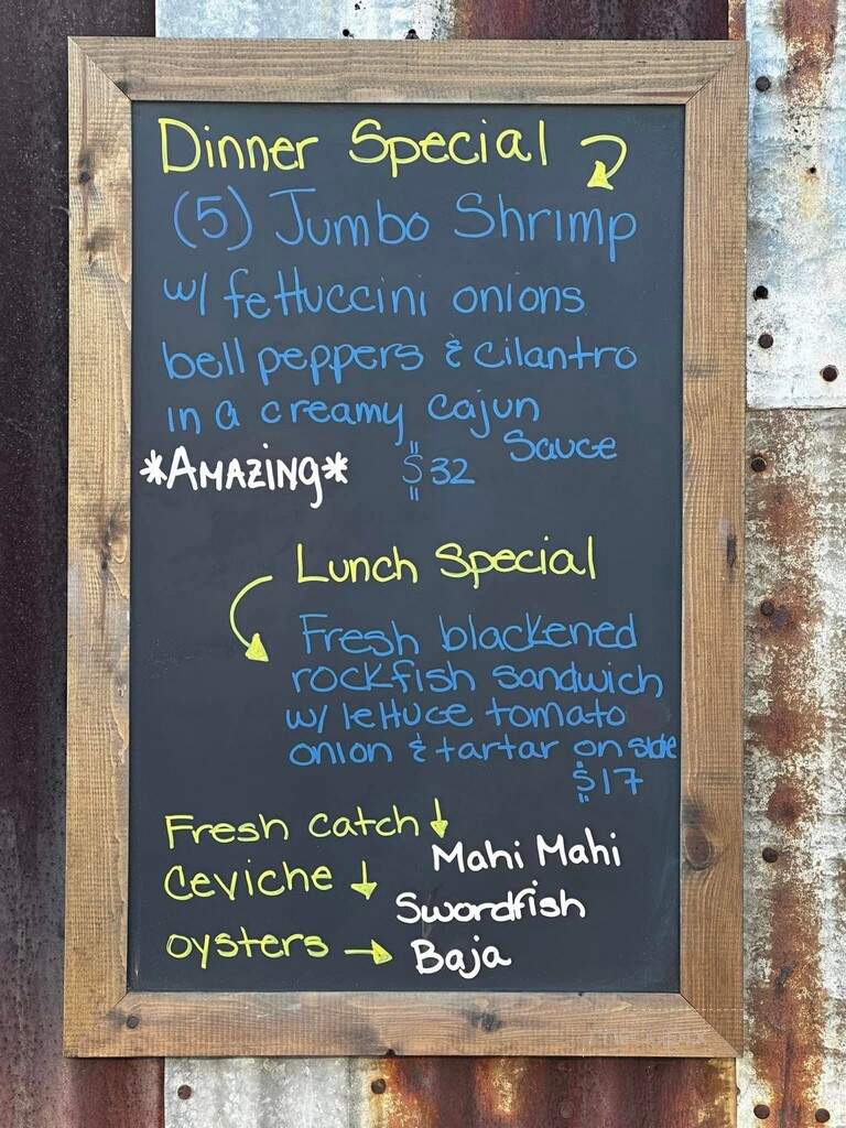 Schooner's Wharf - Cayucos, CA menu_pic