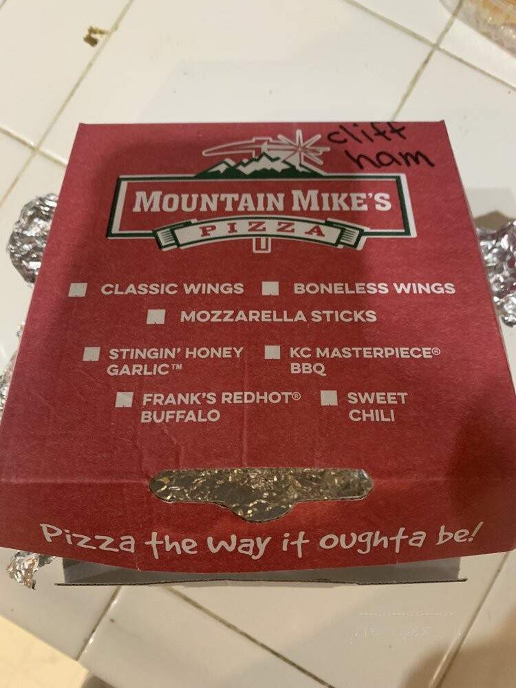 Mountain Mike's Pizza - Hollister, CA