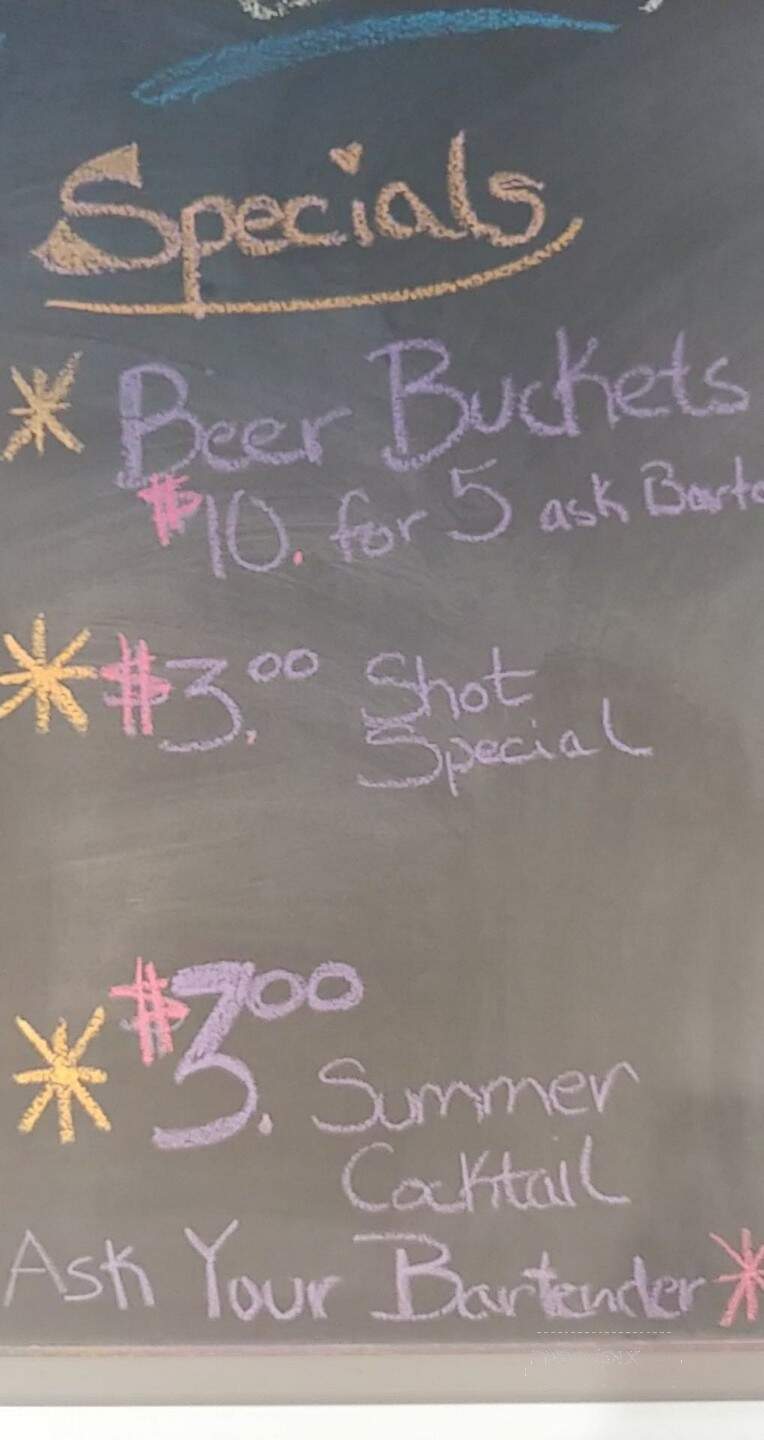 The Center Bar and Grill - Warren, MI