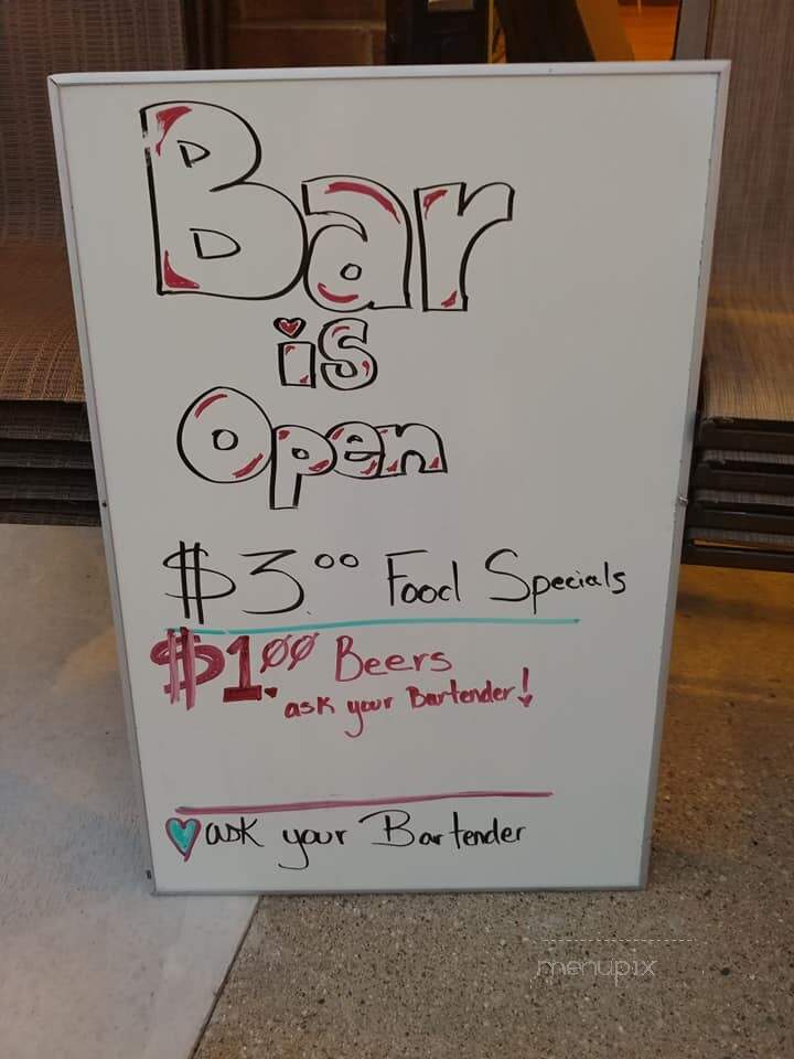 The Center Bar and Grill - Warren, MI
