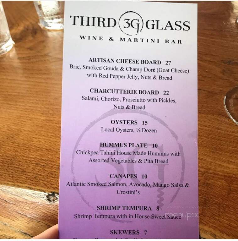 Third Glass Bar - Moncton, NB
