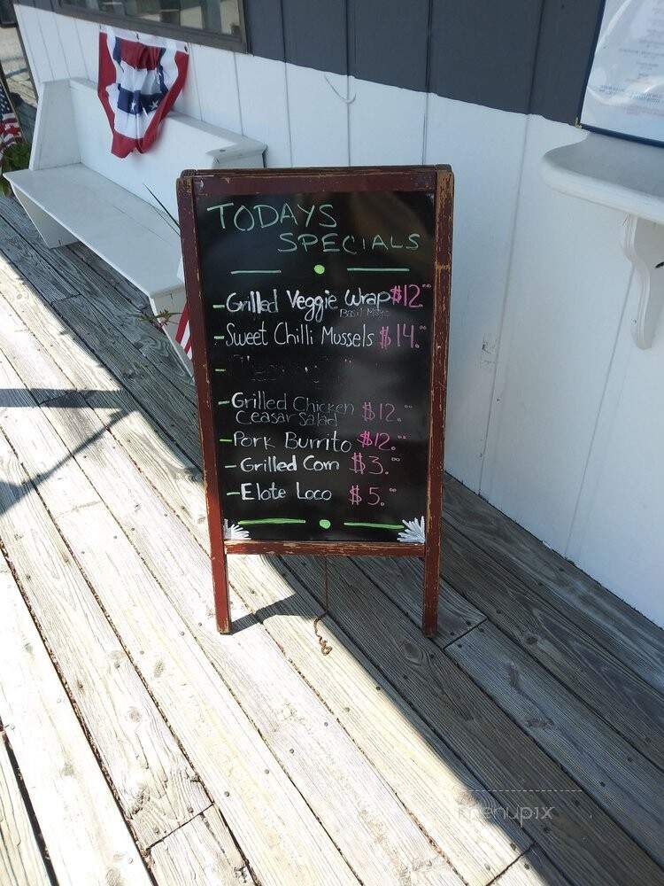 Tully's Fish Market & Snack Shack - Hampton Bays, NY menu_pic