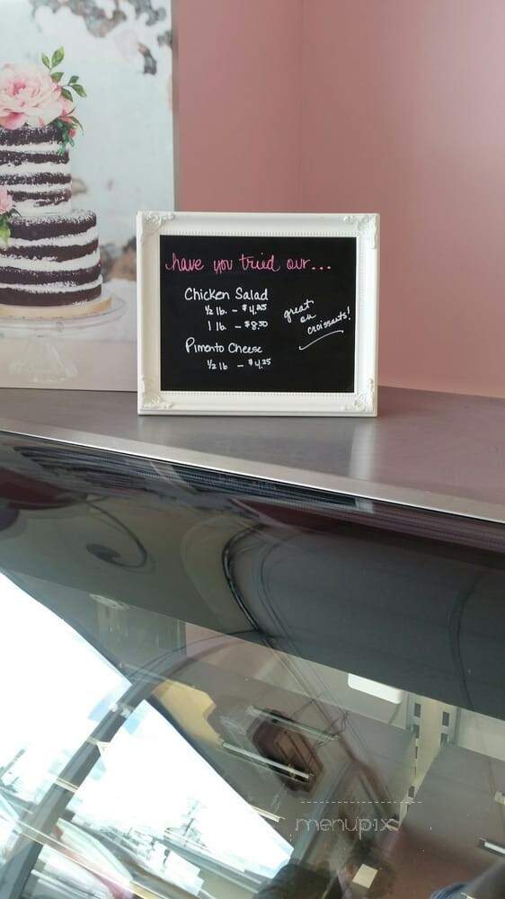 Delightful Bites Cakery - Martinez, GA menu_pic