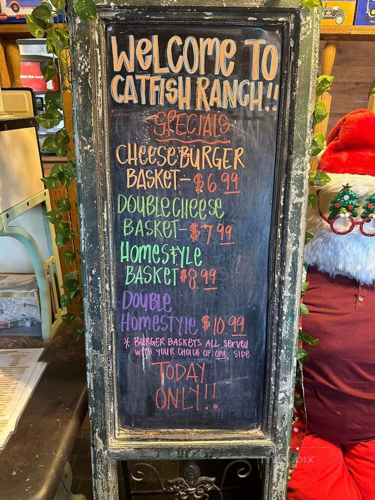 Hornbacks Catfish Ranch - Muskogee, OK
